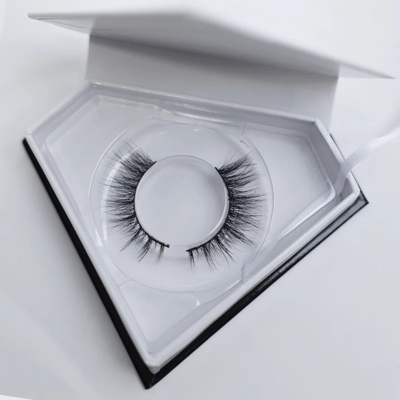 Eyelash Set Leslie Soft Volume - Image 3
