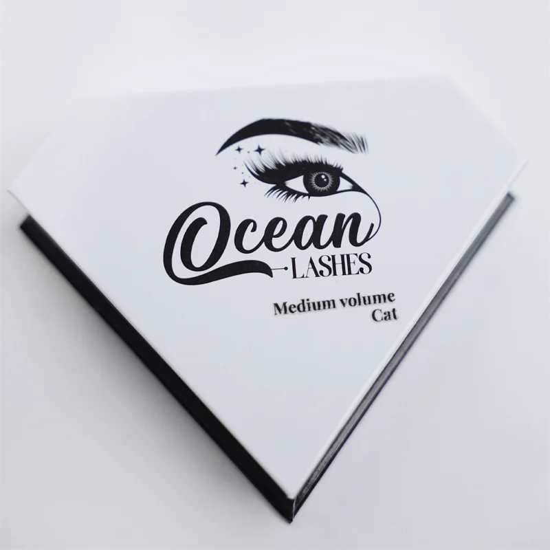 Eyelash Set Cat Medium  Volume