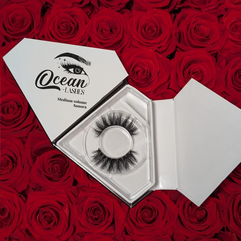 Eyelash Set Sonora Medium Volume - Image 2